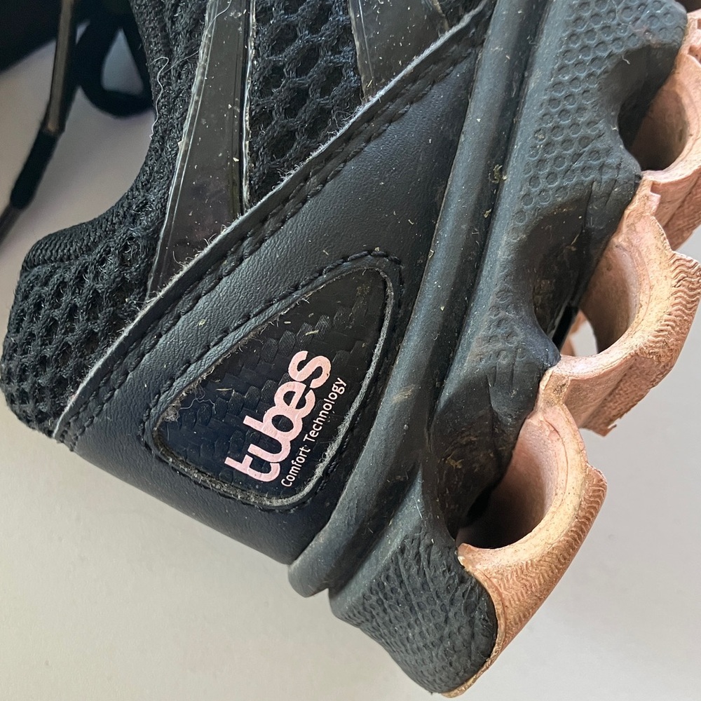 K-Swiss Tubes 200 Sneakers Black & Pink 2010 Original Release Women’s Size 6 - Picture 10 of 11